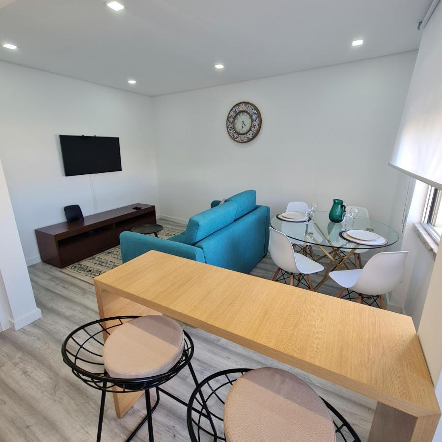 S. Soares T3 Apartment Setubal